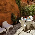 Bella Roma Guest House